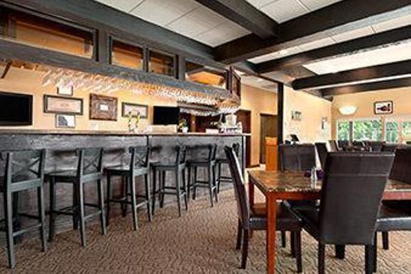 Knights Inn Lagoon Harbour Resort & Hotel (Provinz Ontario)
